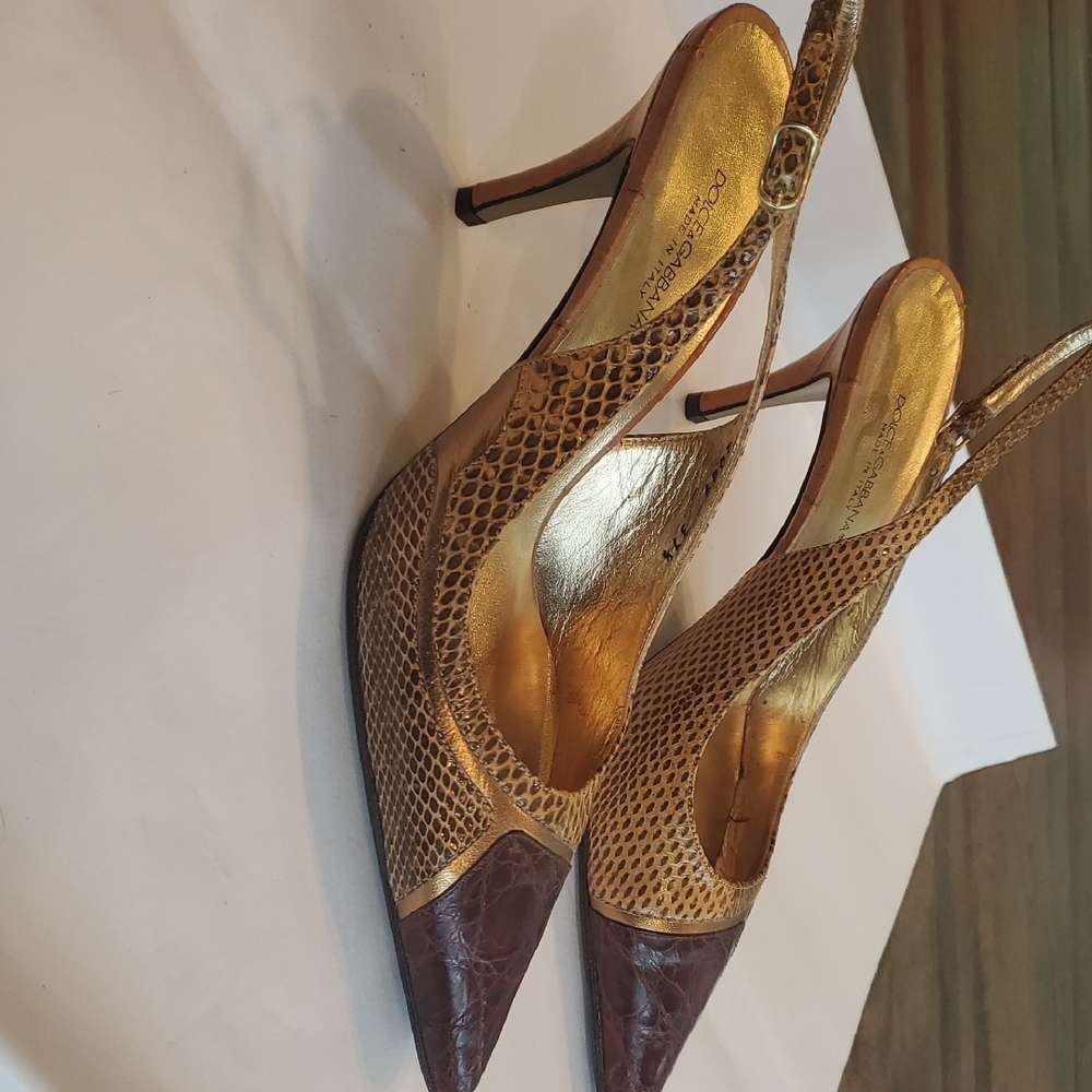 Elegant Brown and Gold Slingback Heels